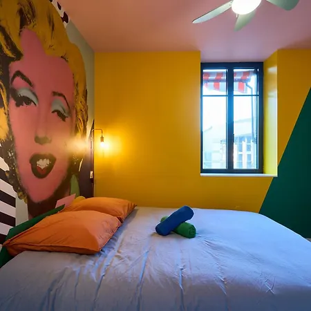 شقة La Orange - Pop'art - Proche Cite Medievale Et Centre A Pied *