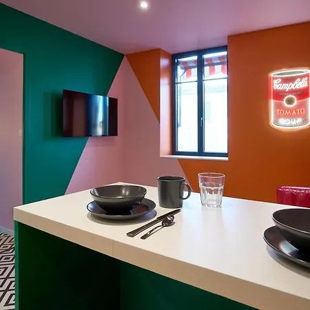 La Orange - Pop'art - Proche Cite Medievale Et Centre A Pied شقة قرقشونه