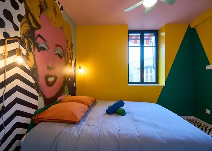 Apartament La Orange - Pop'art - Proche Cite Medievale Et Centre A Pied *