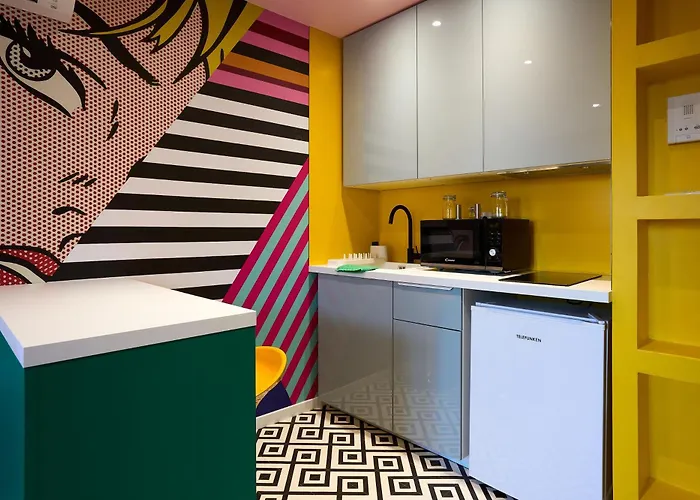 Apartament La Orange - Pop'art - Proche Cite Medievale Et Centre A Pied Carcassonne