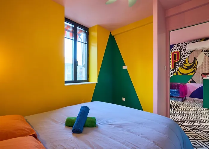 Apartament La Orange - Pop'art - Proche Cite Medievale Et Centre A Pied *